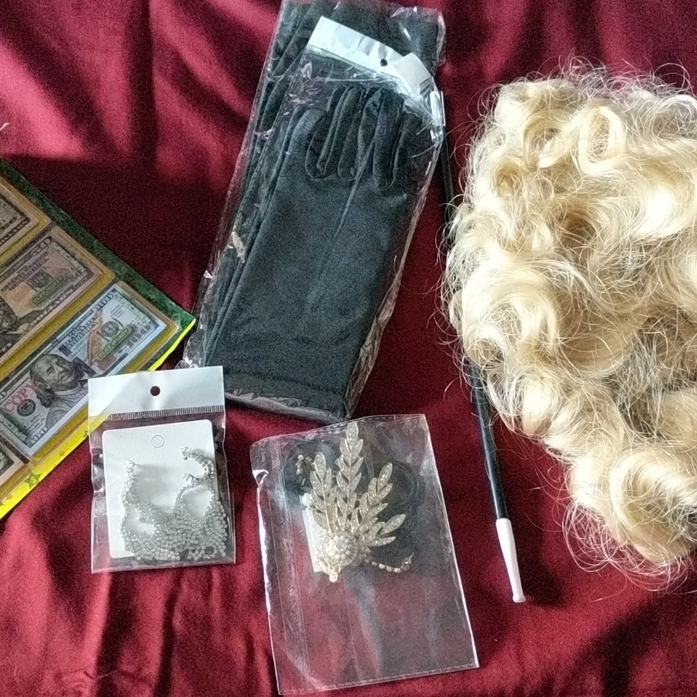 Roaring 20's accessories